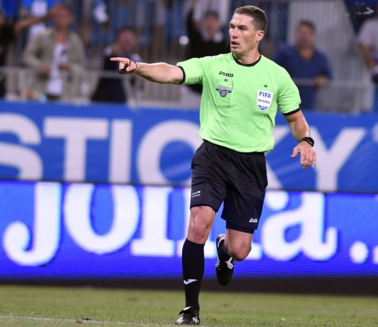 Istvan Kovacs va arbitra Real Madrid - Manchester City din play-off-ul Ligii Campionilor