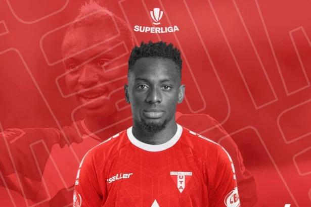 UTA Arad l-a prezentat oficial pe Paul-Jose Mpoku