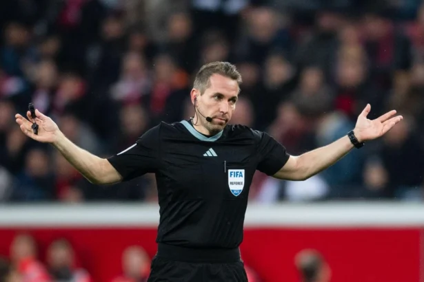 Tobias Stieler va arbitra joi FCSB - Lyon din optimile de finala ale Europa League